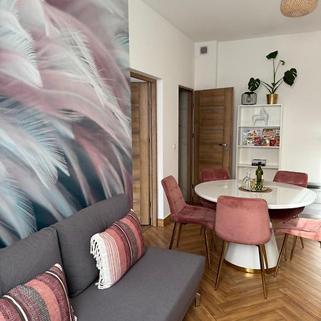 Dawna Mleczarnia Apartamenty Sosnowy โนวารูดา ภายนอก รูปภาพ