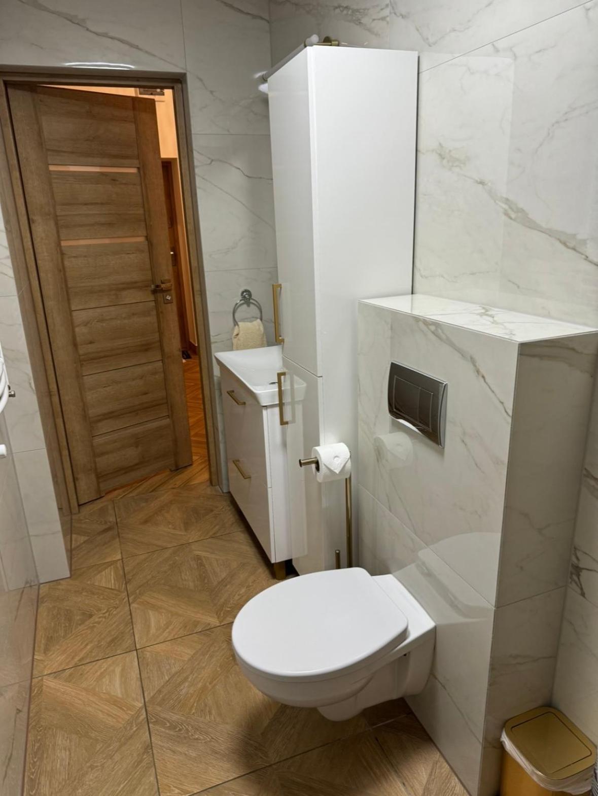 Dawna Mleczarnia Apartamenty Sosnowy โนวารูดา ภายนอก รูปภาพ