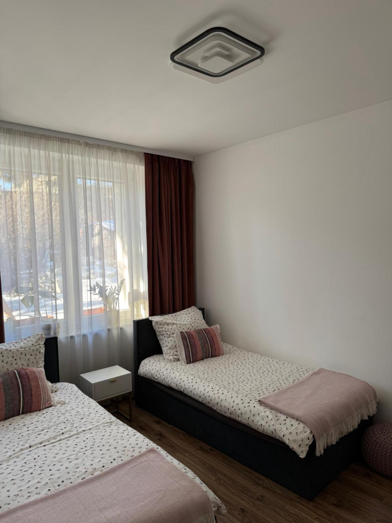 Dawna Mleczarnia Apartamenty Sosnowy โนวารูดา ภายนอก รูปภาพ